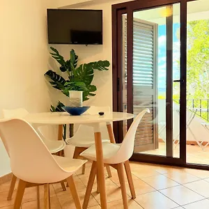 Dommos - Marinaway Apartamento
